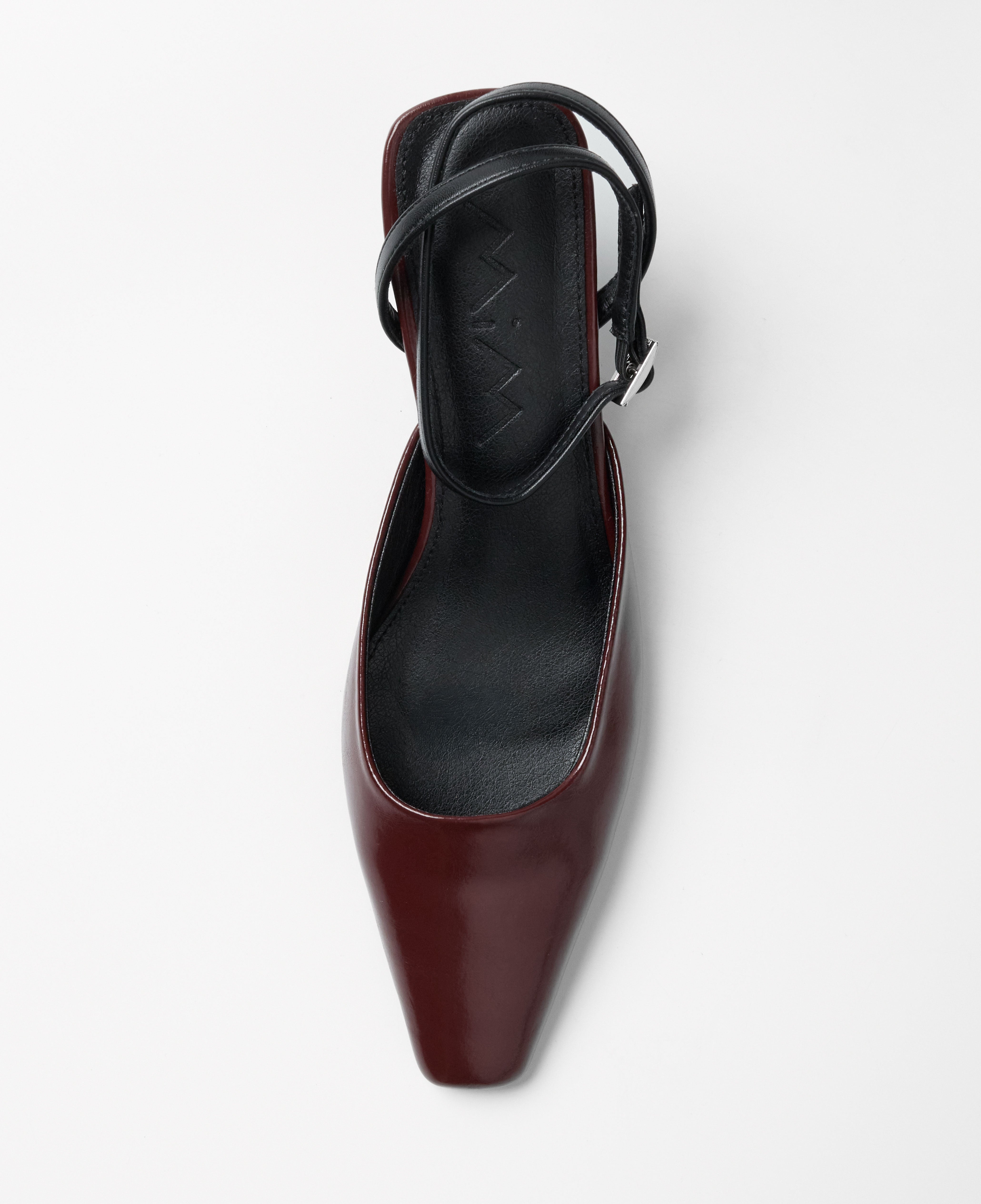 Mim shoes Tacón cerrado KOKO BURDEOS