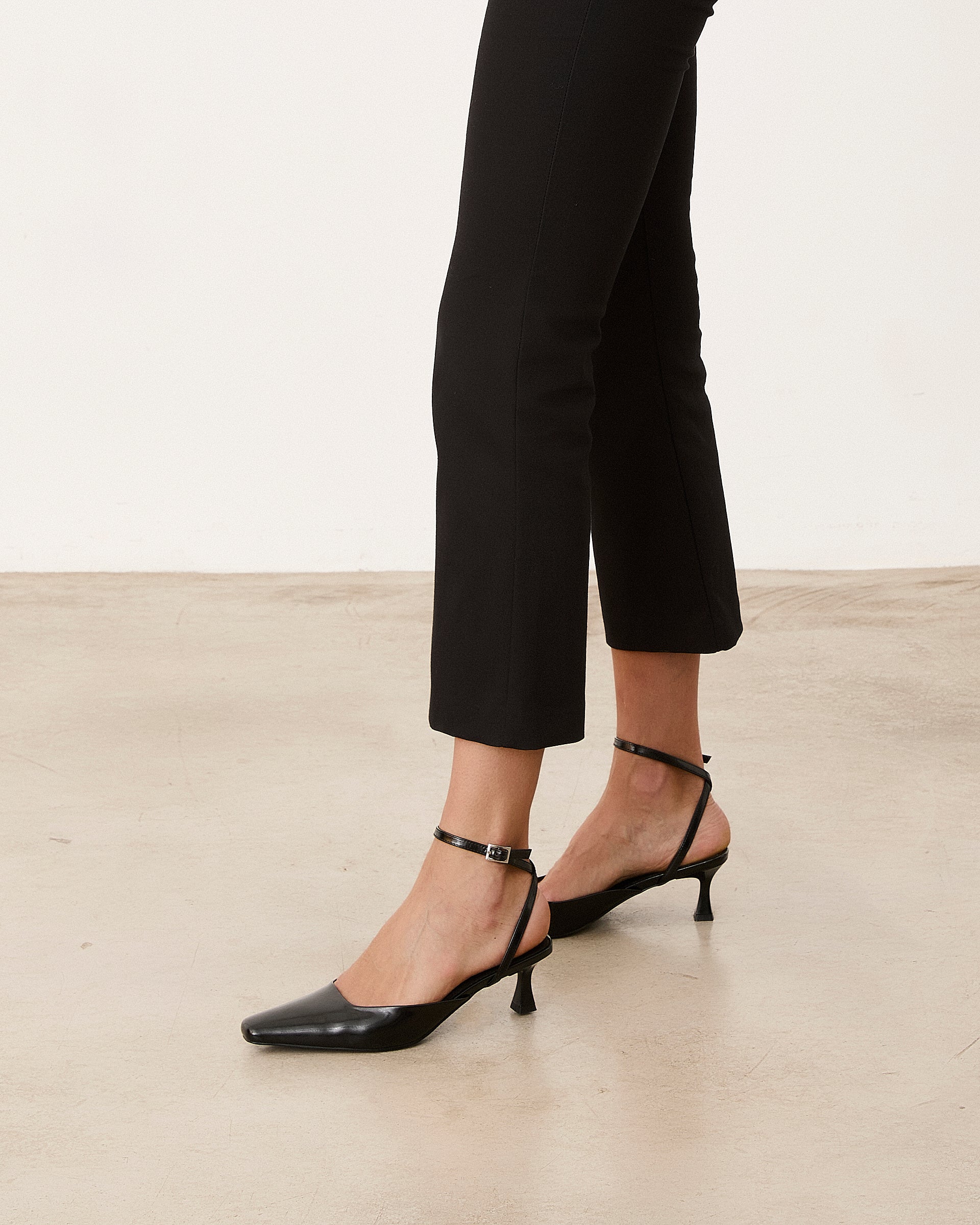 Mim shoes Tacón cerrado KOKO NEGRO