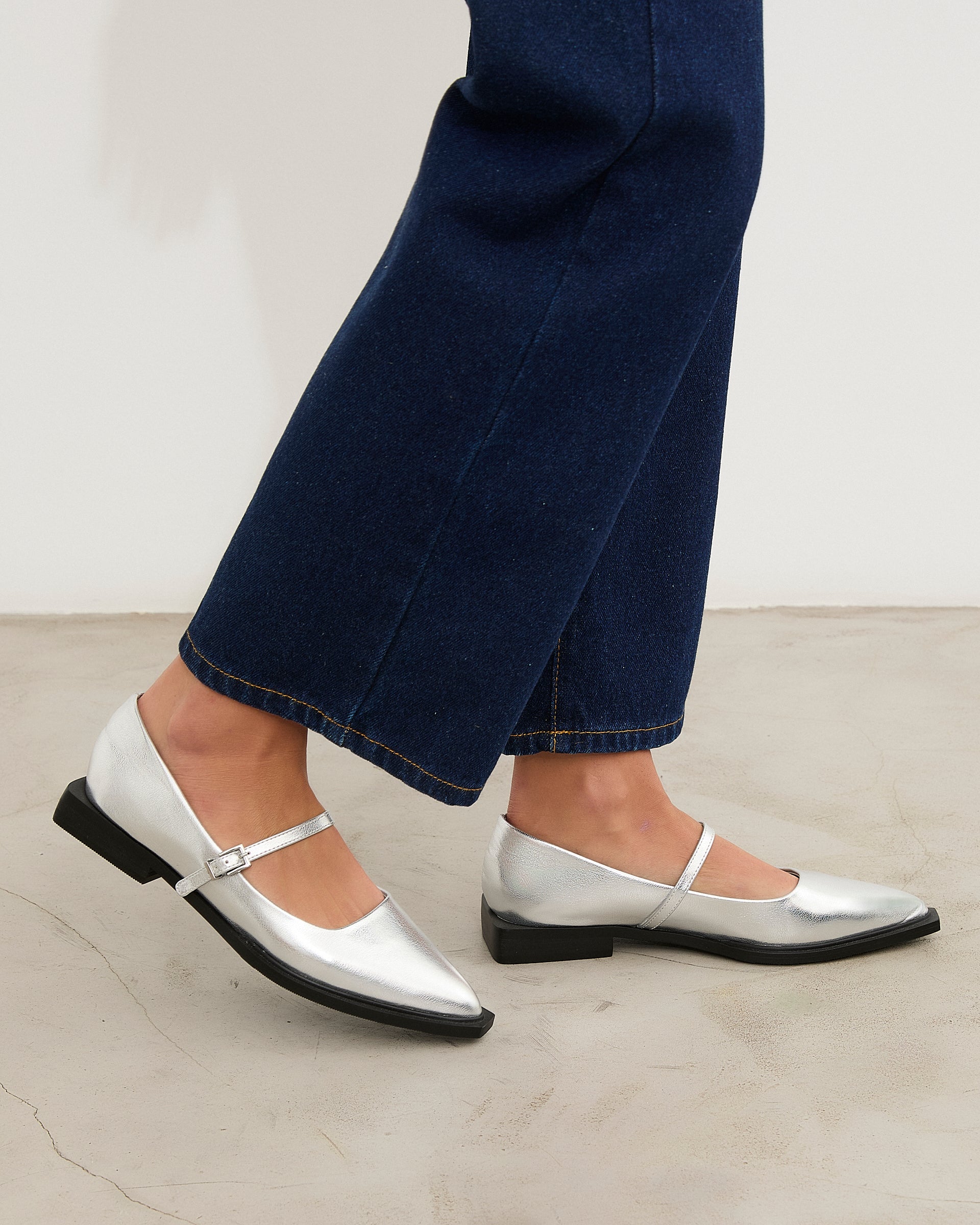 Mim shoes Zapato cerrado MAYFAIR PLATA