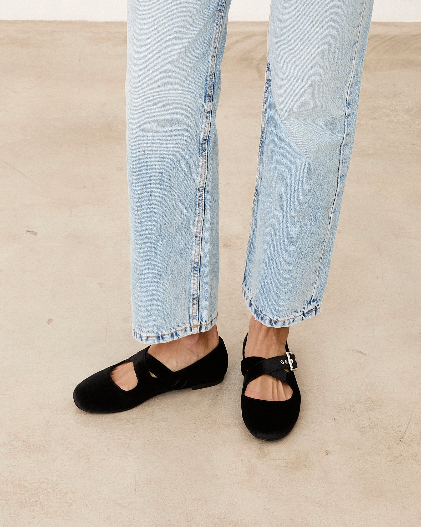 Mim shoes Zapato plano FLO NEGRO VELVET