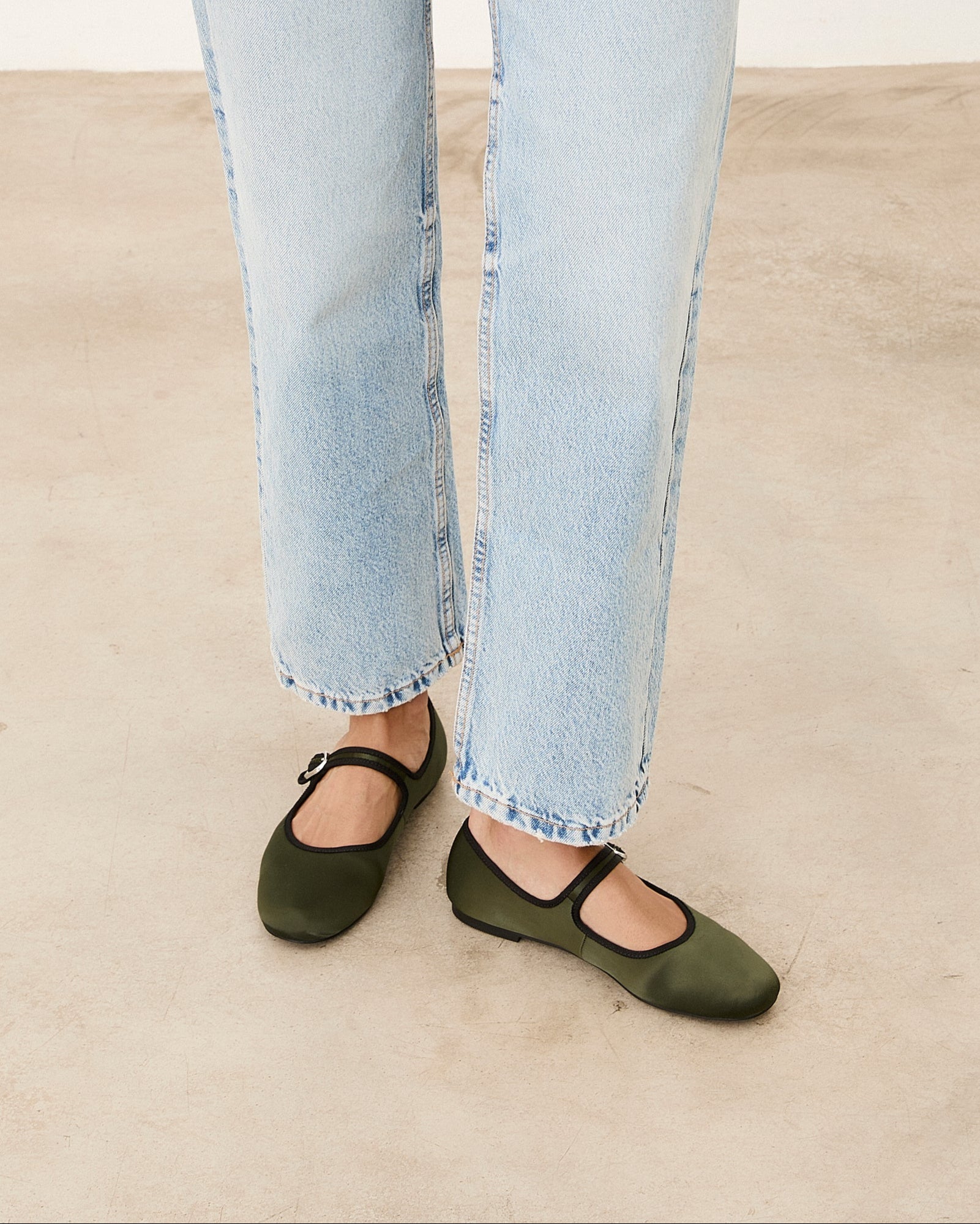 Mim shoes Zapato plano LIBE OLIVA SATIN