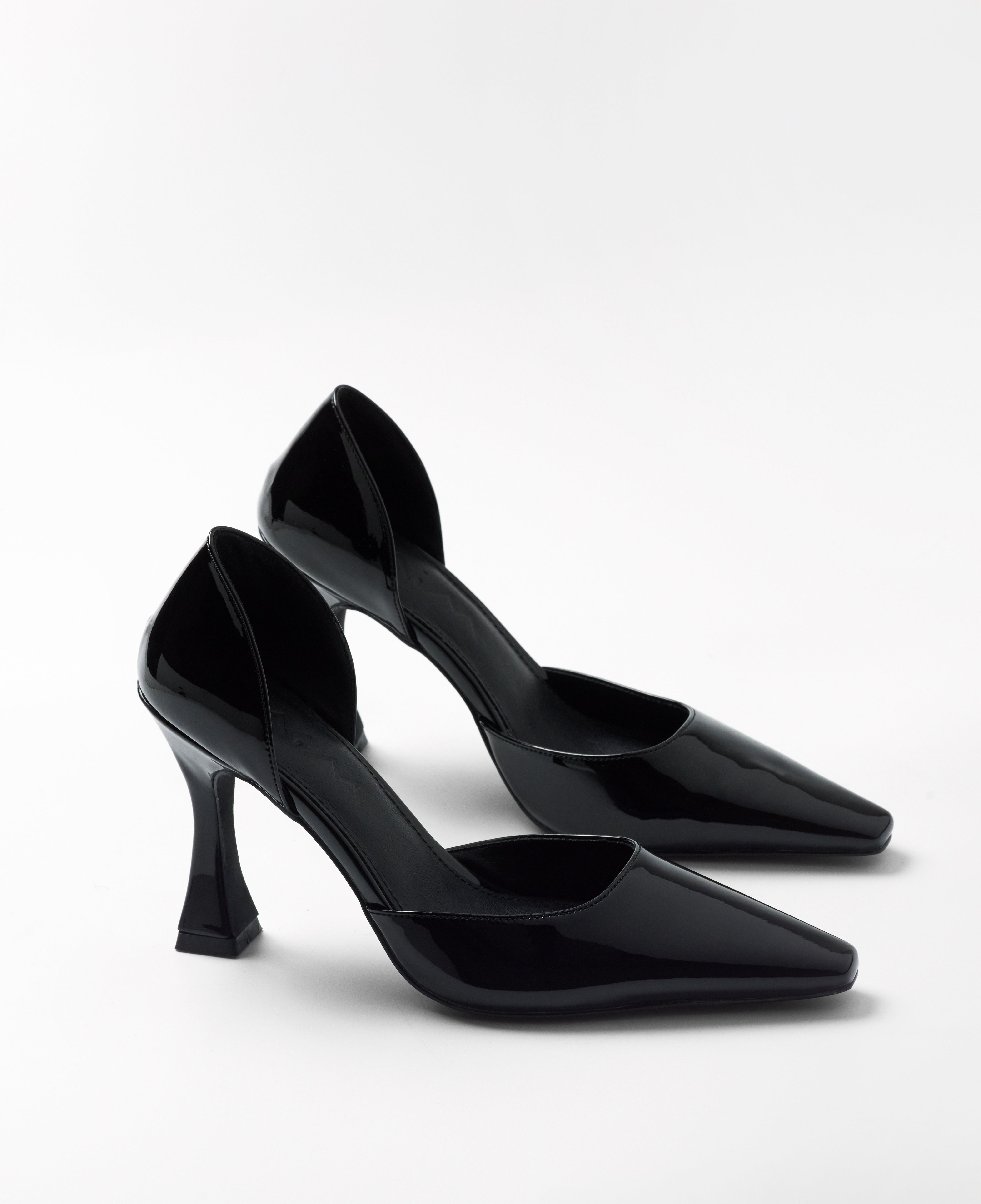 MIM Tacón cerrado DEAN NEGRO