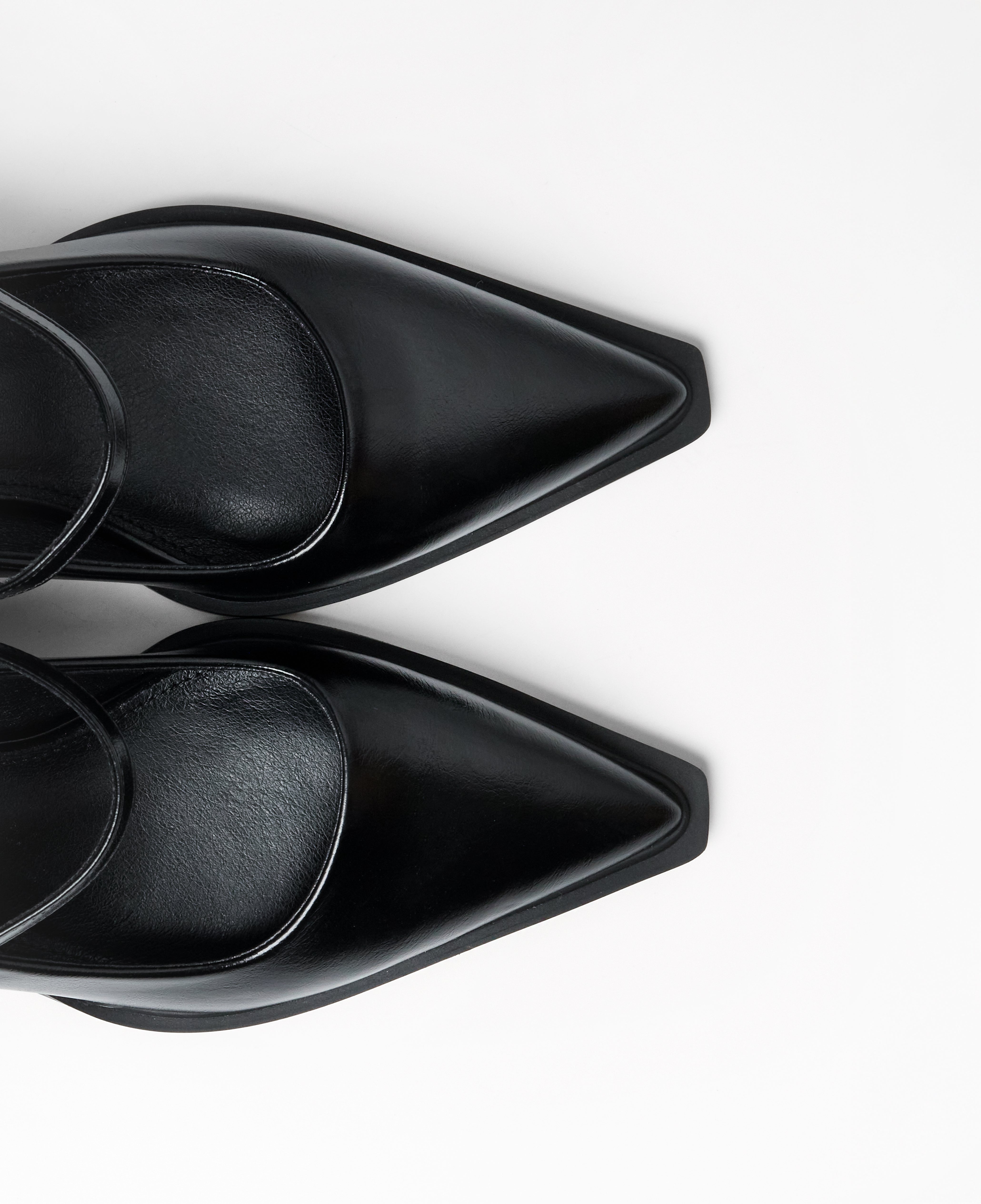 MIM Tacón cerrado RACHEL NEGRO