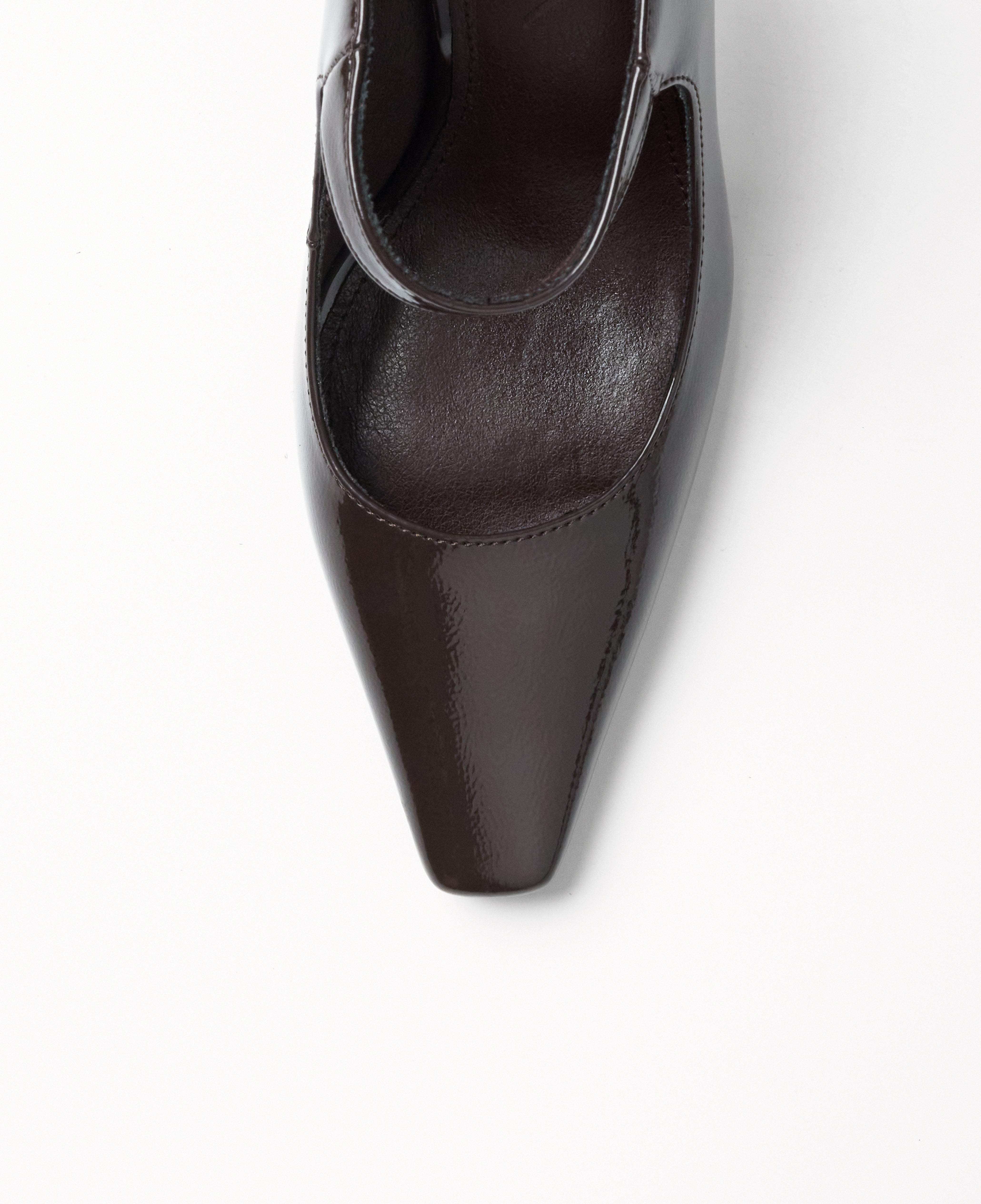 MIM Tacón cerrado TESS CHOCOLATE