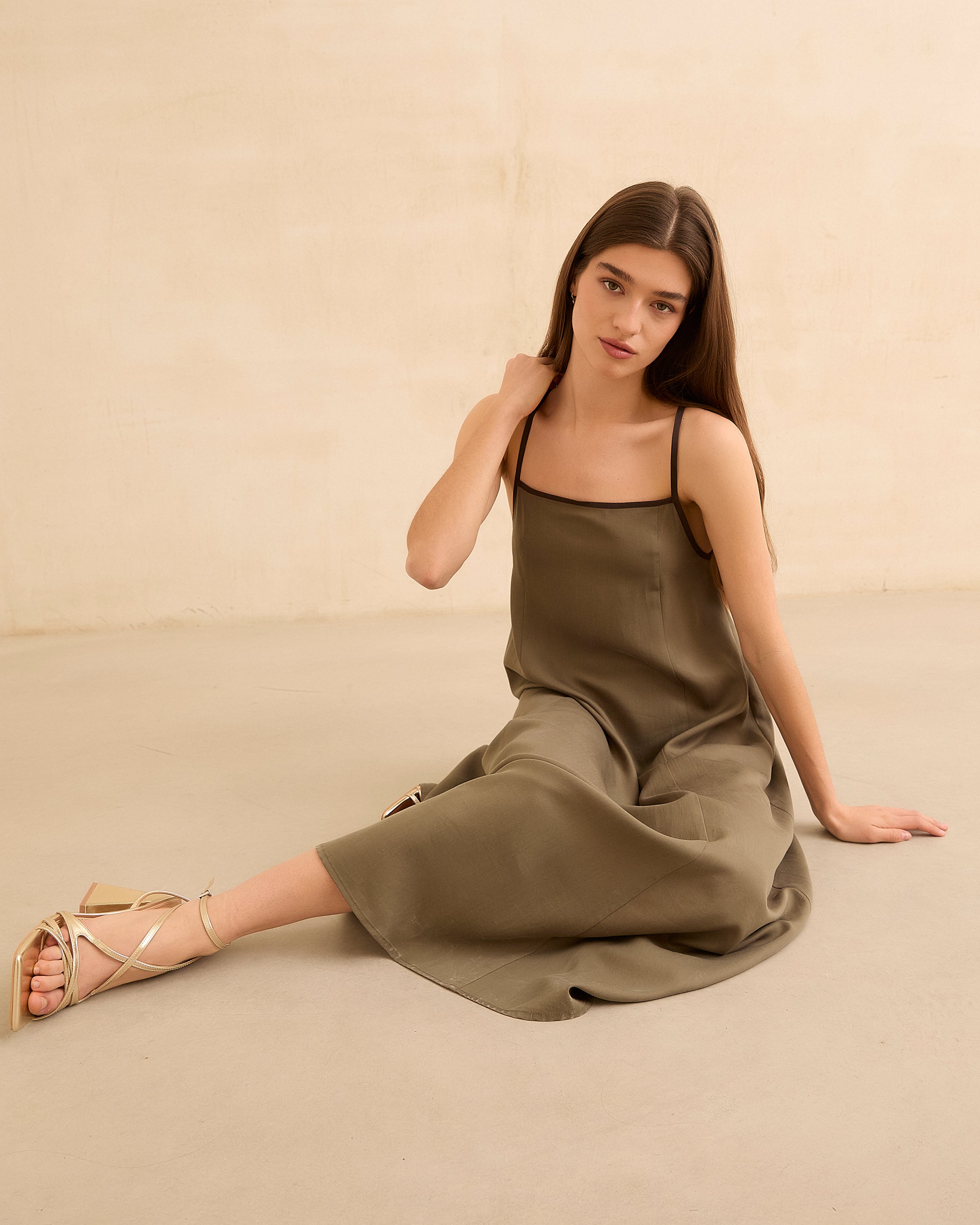 MIM Vestido VESTIDO LYNN KAKI