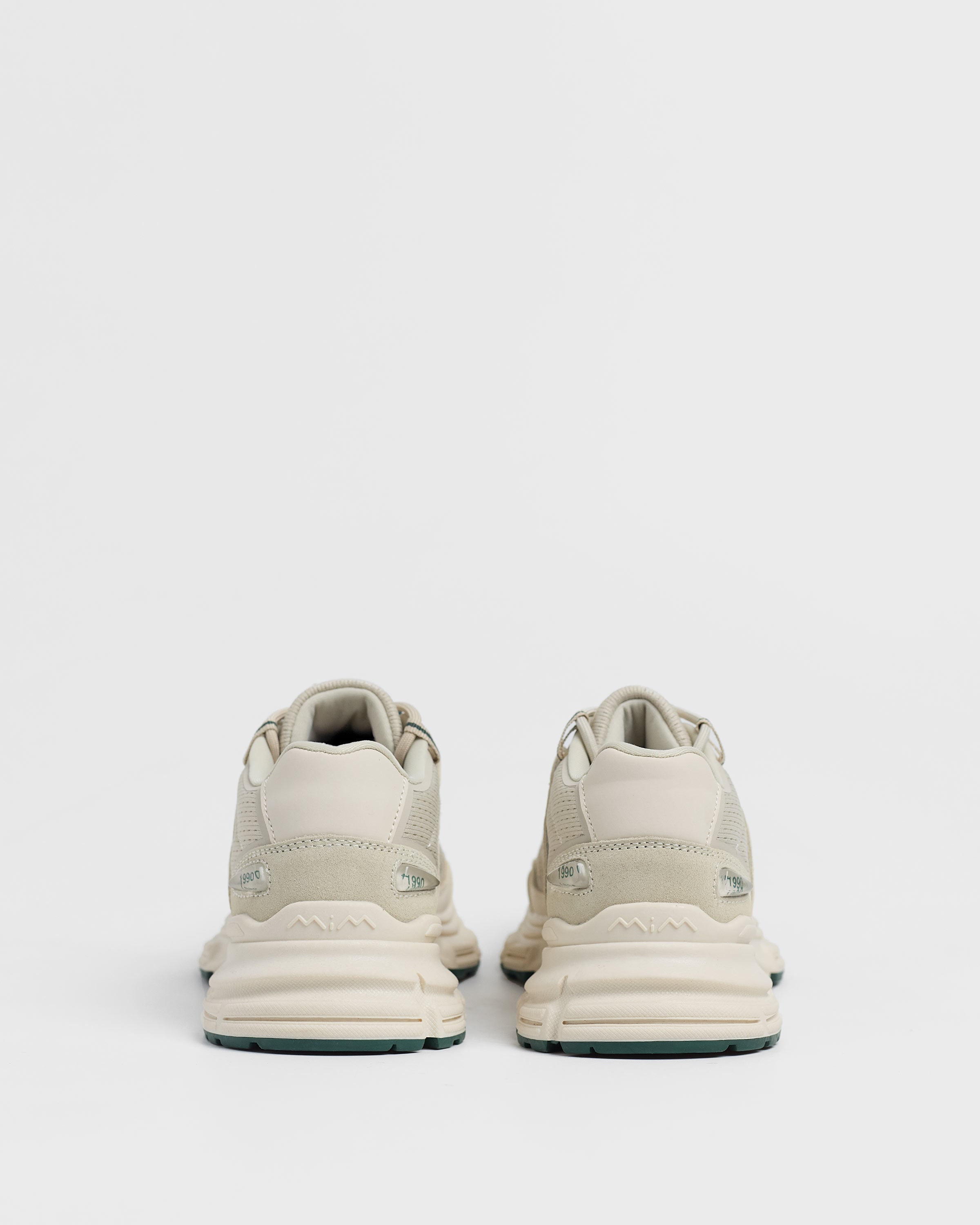 MIM Zapatilla M1990 Beige