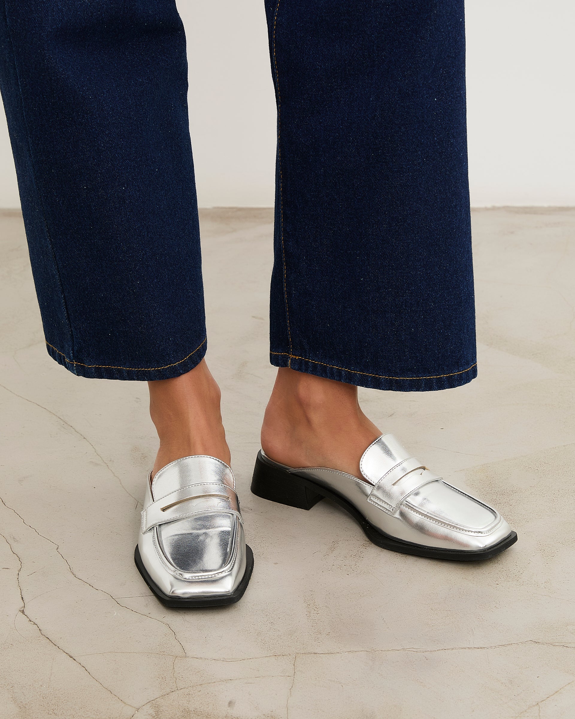 MIM Zapato cerrado Malcon Plata