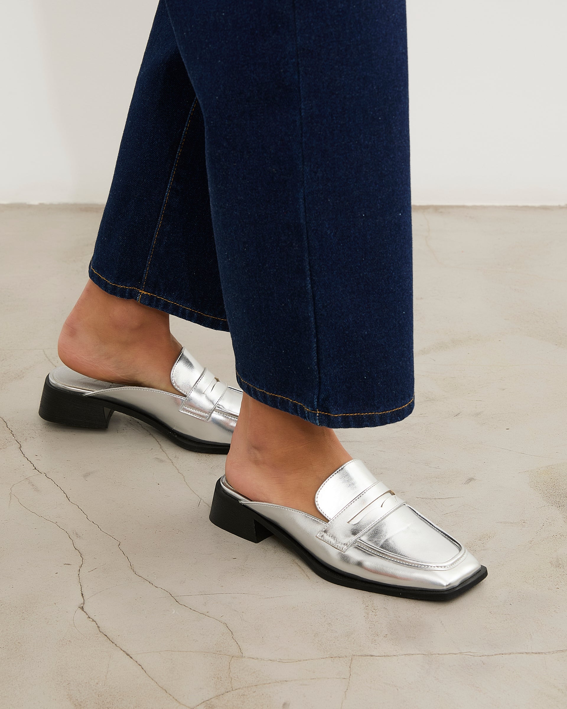 MIM Zapato cerrado Malcon Plata