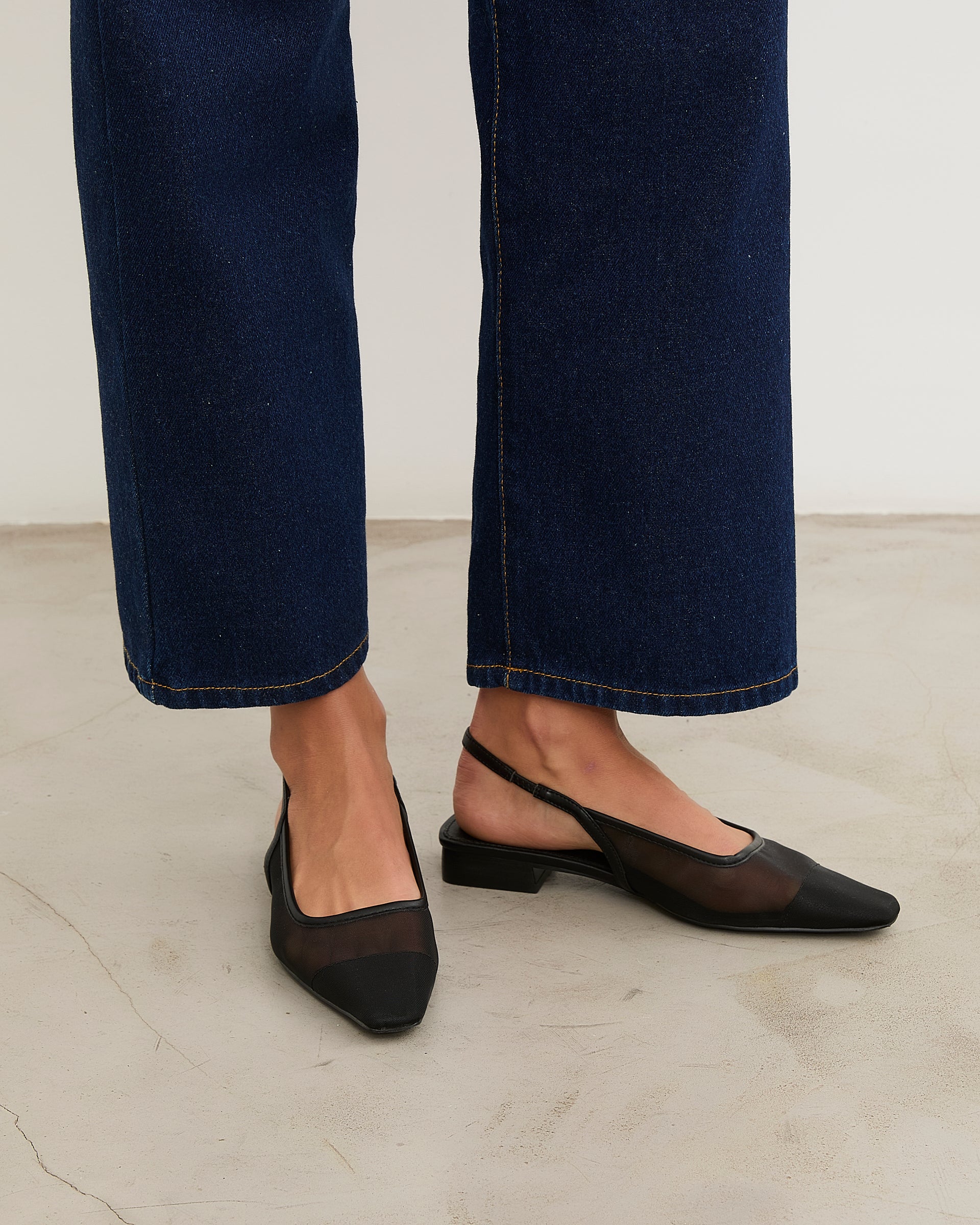 MIM Zapato cerrado Melane Negro