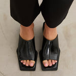 MIM Zueco Muna Negro